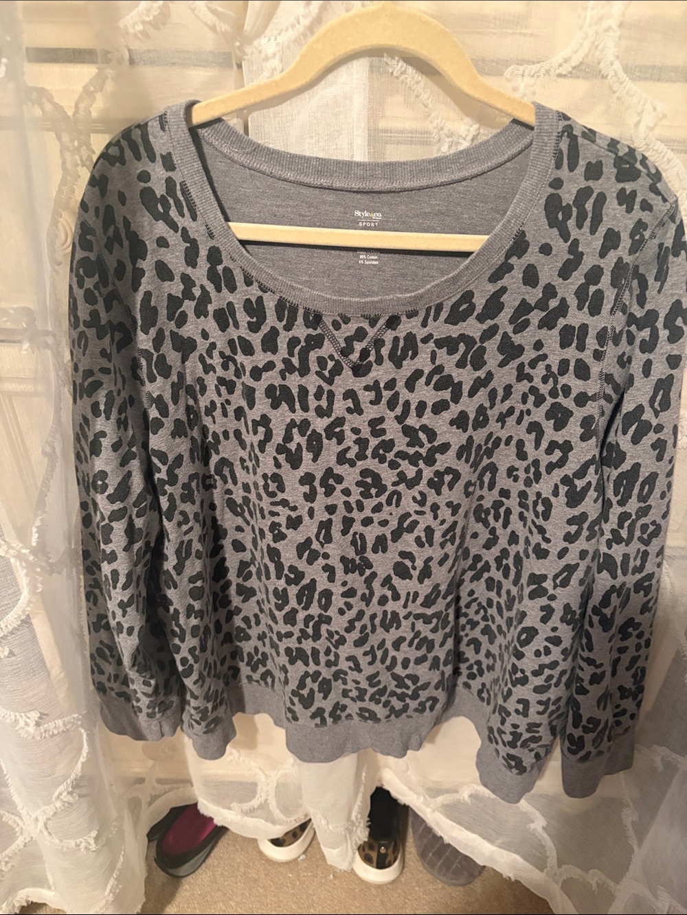 Style and company Gray Leopard-Print Scoop Neck Pullover